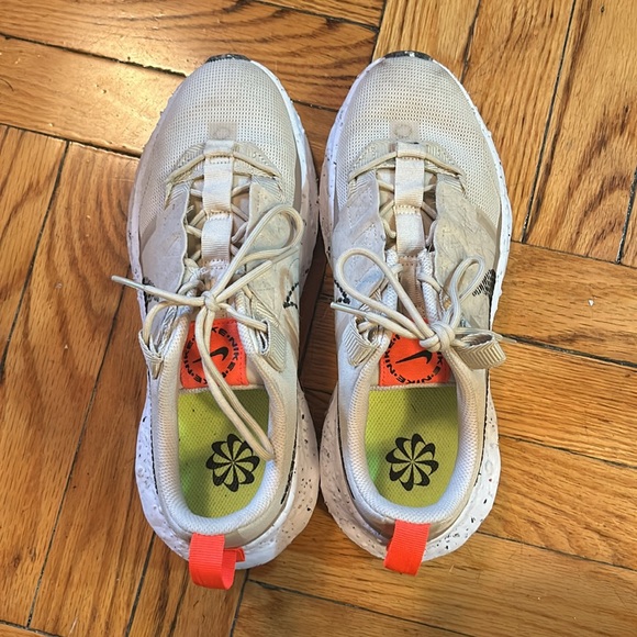 Nike crater Impact - Picture 2 of 5